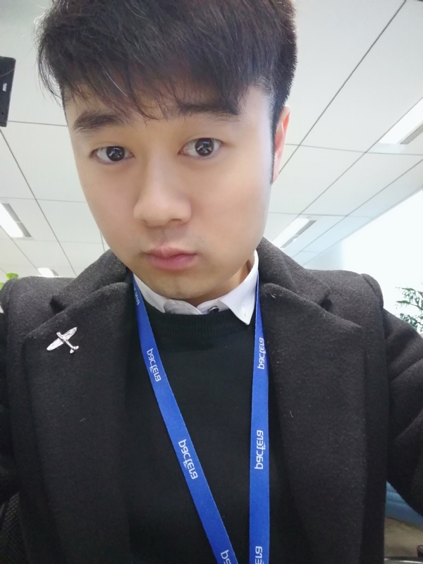 择一爱与被爱的第一张照片--茂名相亲服务中心