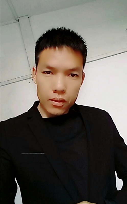 小夜曲的第一张照片--茂名相亲服务中心