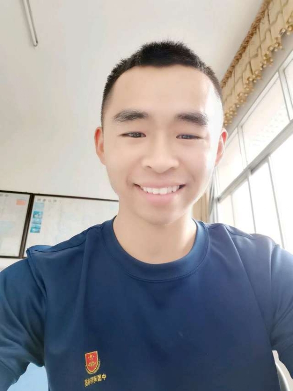 超超的第一张照片--茂名相亲服务中心