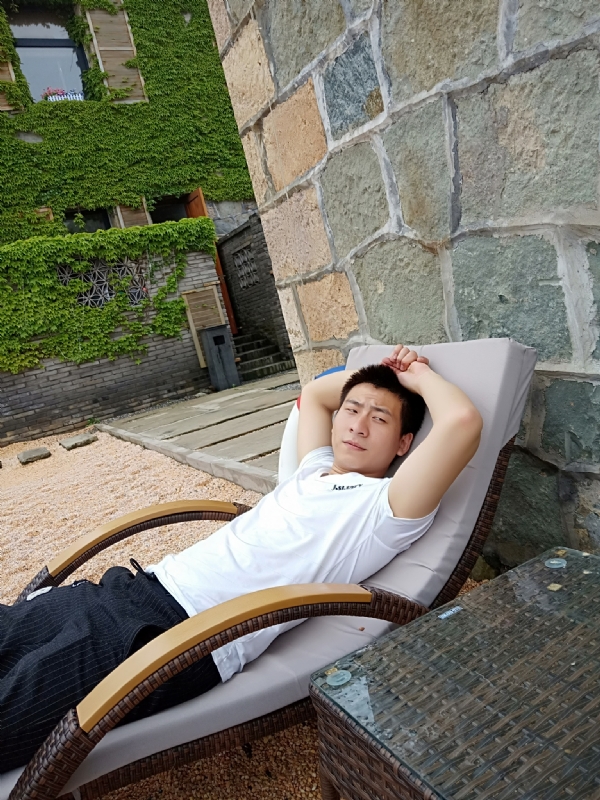 真心寻找另一半的第一张照片--茂名相亲服务中心