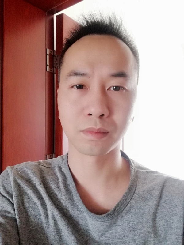 超级大混球的第四张照片--茂名相亲服务中心
