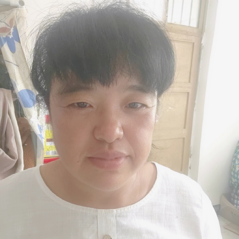 二妮的第一张照片--茂名相亲服务中心