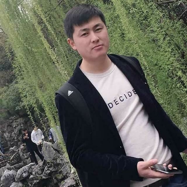 王誉翔的第一张照片--茂名相亲服务中心