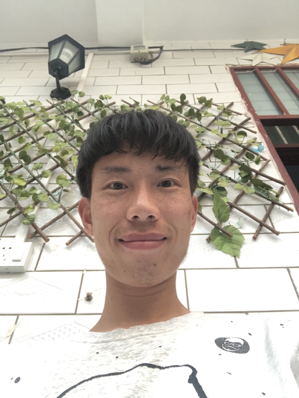 夏天的第三张照片--茂名相亲服务中心