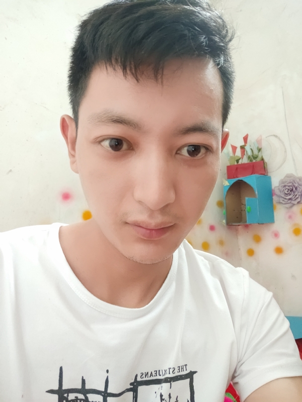 笑对人生的第一张照片--茂名相亲服务中心