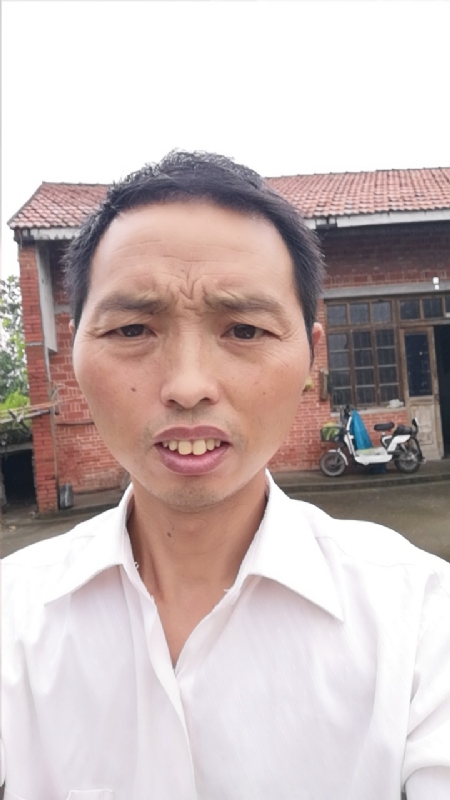 kongyu的第一张照片--茂名相亲服务中心