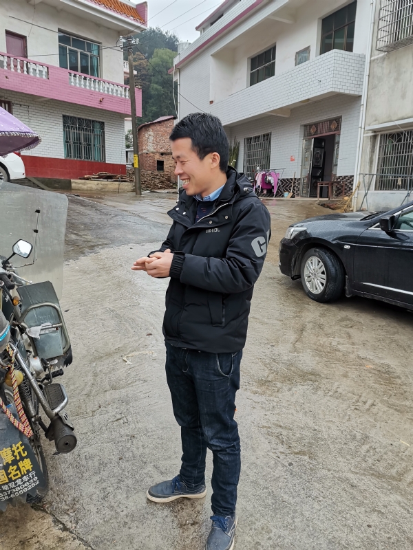 幸运遇见你的第一张照片--茂名相亲服务中心