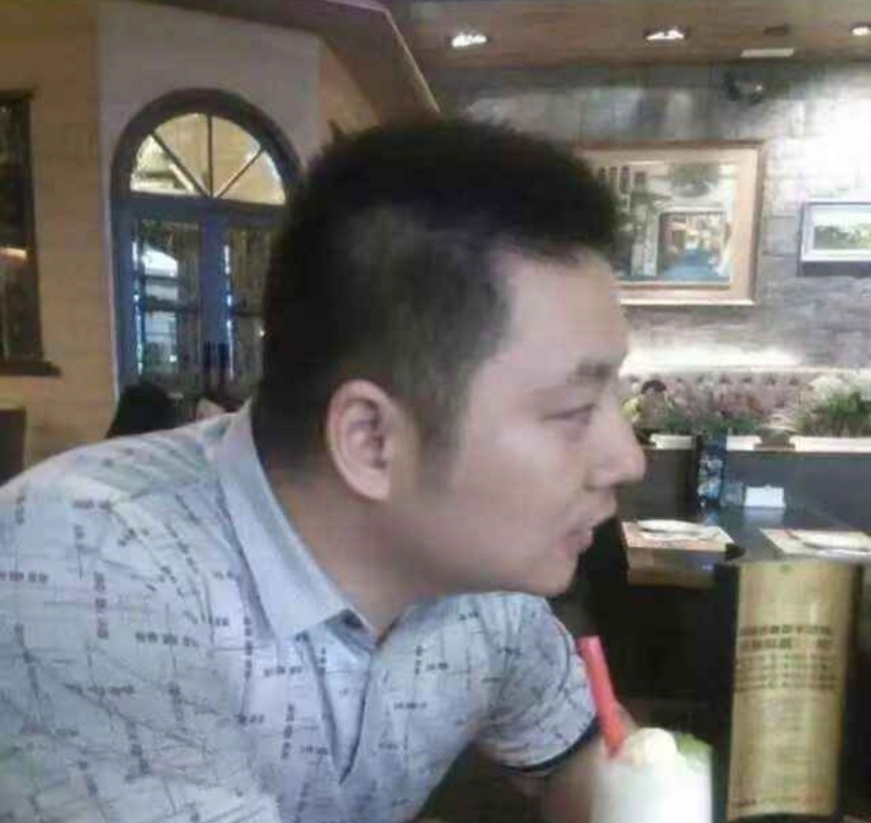 明月^清风的第二张照片--茂名相亲服务中心