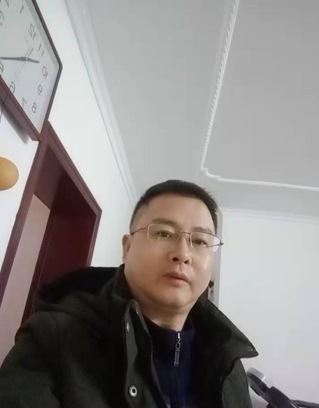 想牵你的手的第一张照片--茂名相亲服务中心