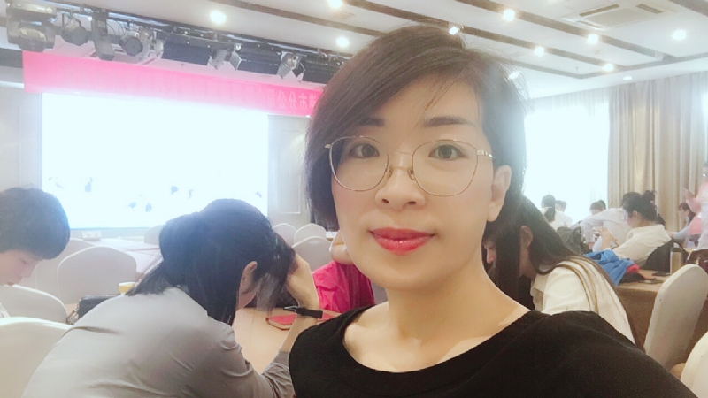 沙拉的第一张照片--茂名相亲服务中心
