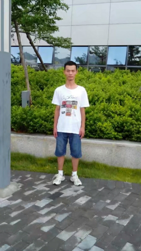 龙行天下的第一张照片--茂名相亲服务中心