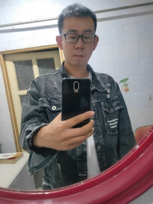 纸上谈兵的第一张照片--茂名相亲服务中心