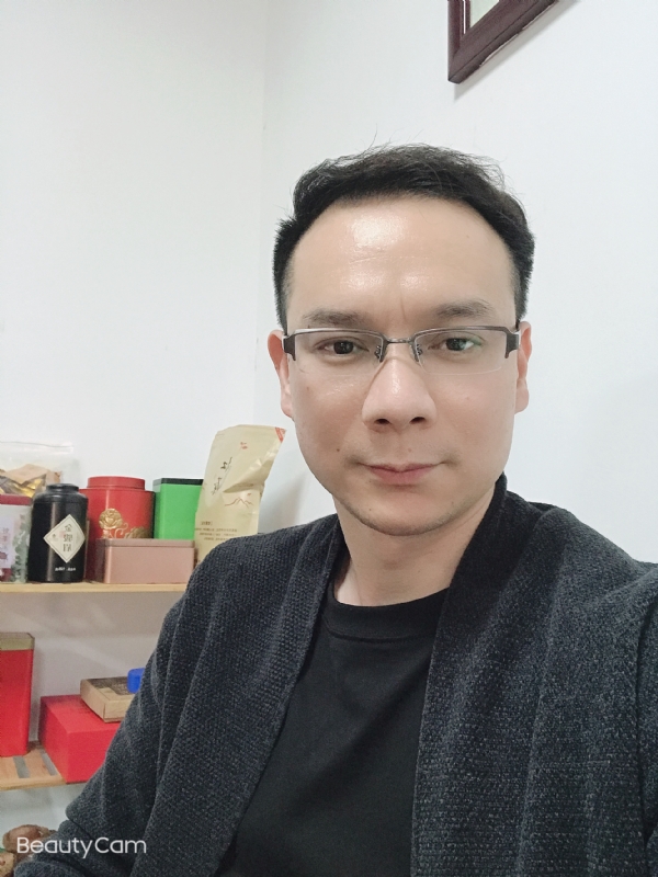 韦的第一张照片--茂名相亲服务中心