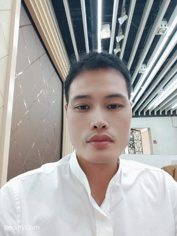 一米阳光的第二张照片--茂名相亲服务中心