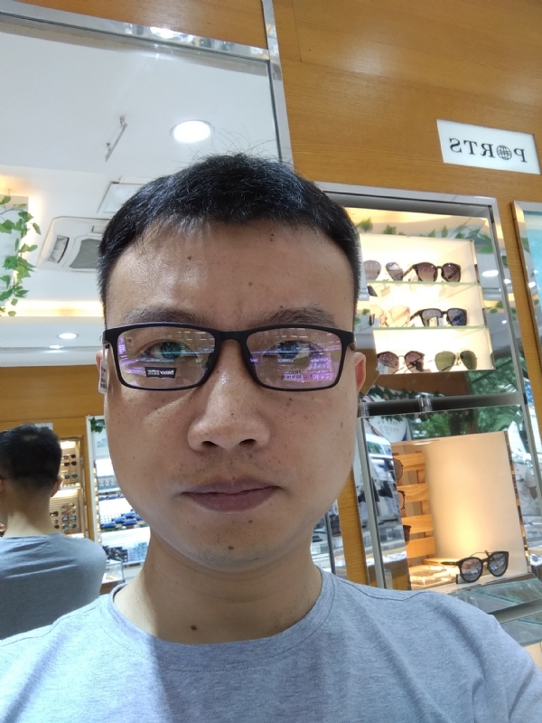 冰羽蓝的第一张照片--茂名相亲服务中心