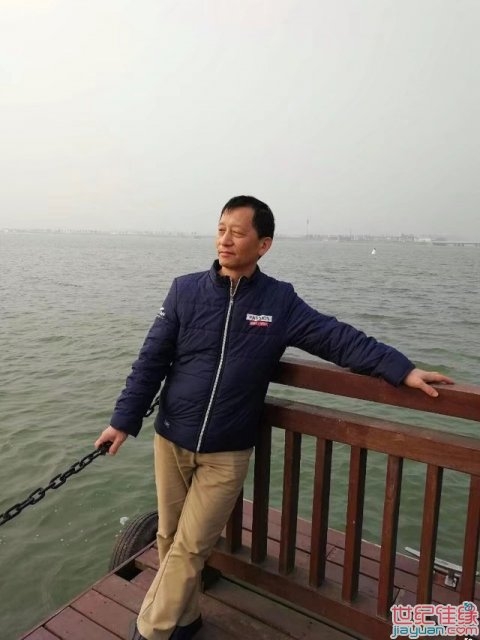 相爱一生的第一张照片--茂名相亲服务中心