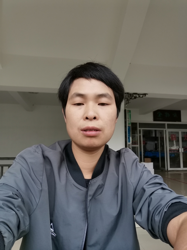 刘志强的第一张照片--茂名相亲服务中心
