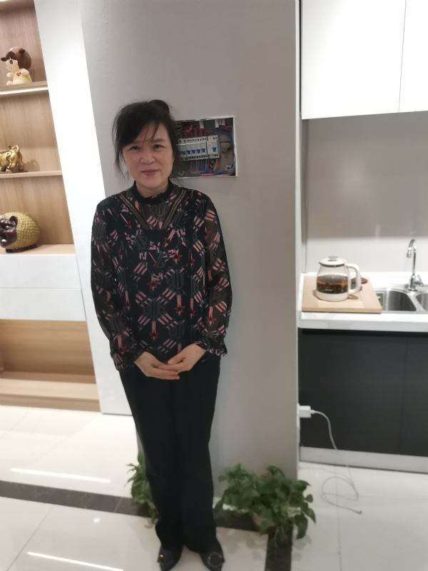 随缘的第一张照片--茂名相亲服务中心