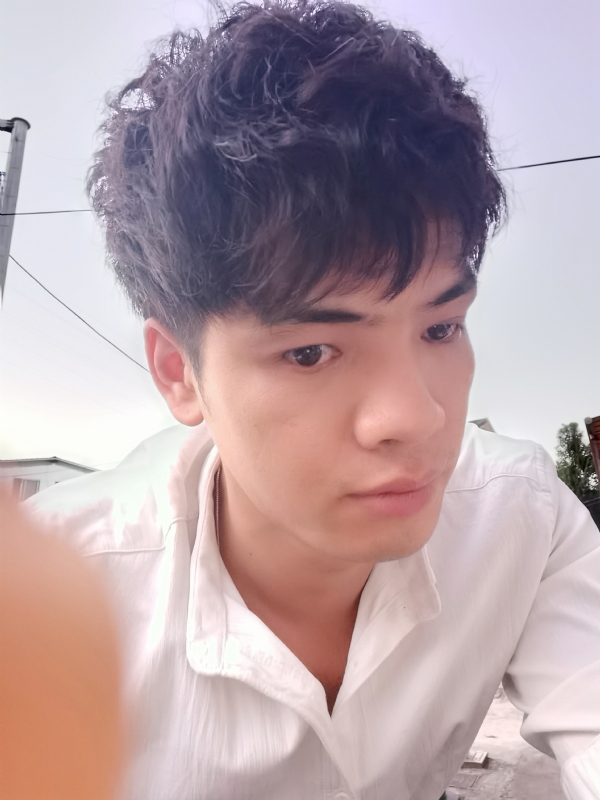 幕后老板的第三张照片--茂名相亲服务中心