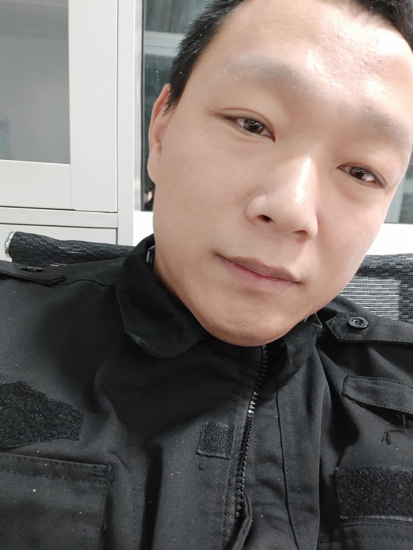 真实找人结婚的第二张照片--茂名相亲服务中心