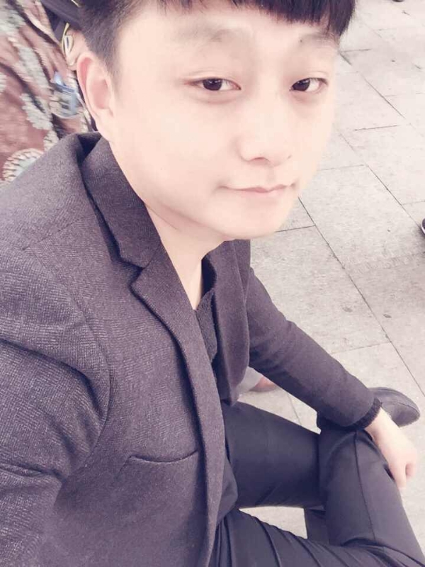 我姓徐缺难解你心绪的第一张照片--茂名相亲服务中心
