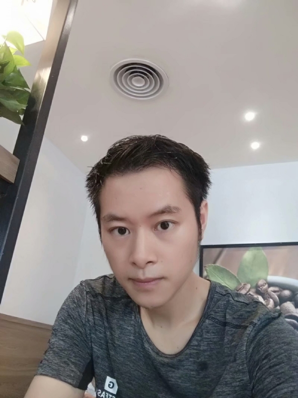 期待缘分的第二张照片--茂名相亲服务中心