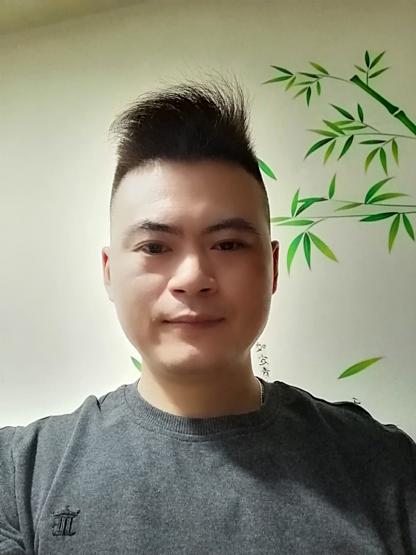 阿旭的第一张照片--茂名相亲服务中心