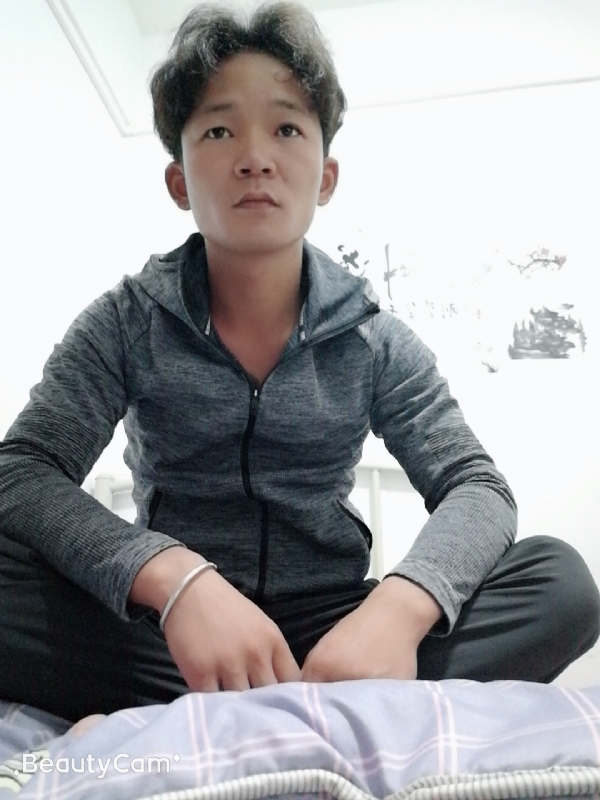 东浩学长的第一张照片--茂名相亲服务中心