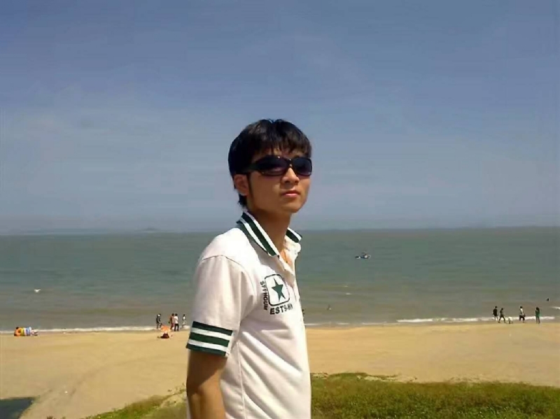 阿俊的第一张照片--茂名相亲服务中心
