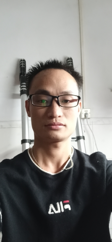 蔡先生的第一张照片--茂名相亲服务中心