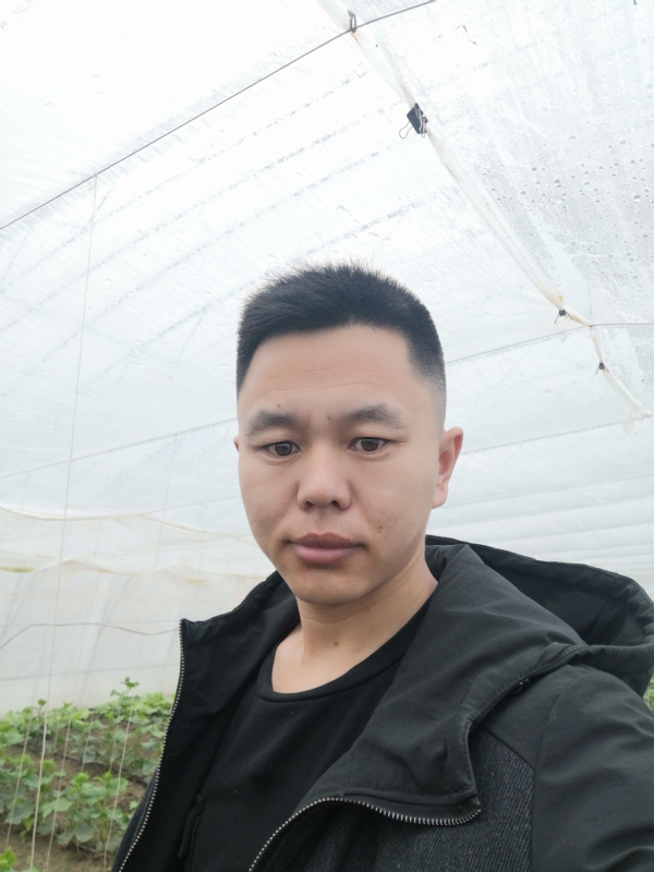 宇成的第一张照片--茂名相亲服务中心