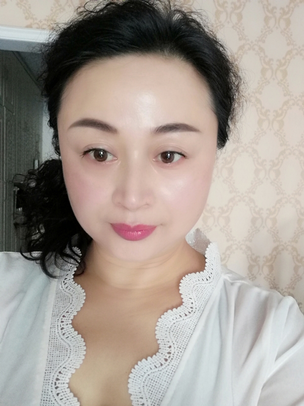 花谢花飞的第一张照片--茂名相亲服务中心