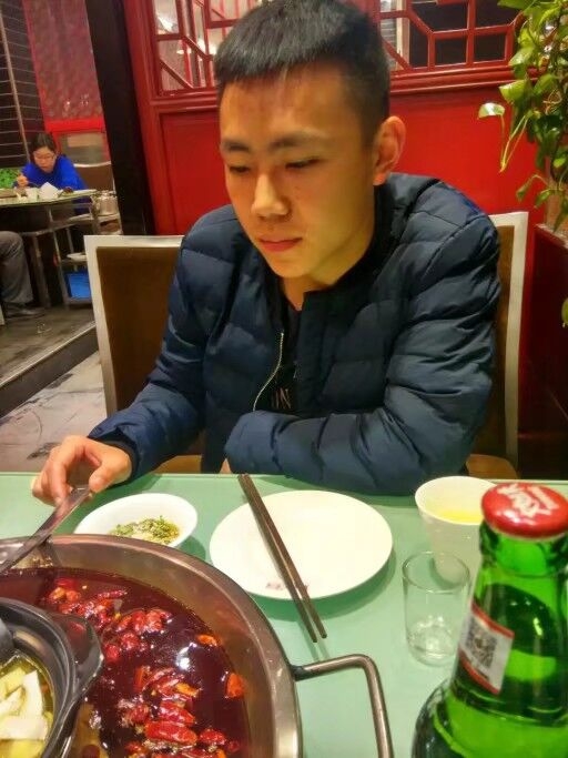 圈圈的第一张照片--茂名相亲服务中心