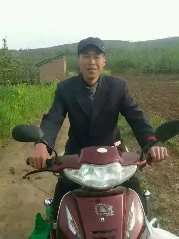 牵手随缘的第一张照片--茂名相亲服务中心