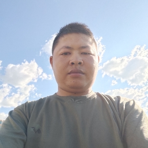 马的第一张照片--茂名相亲服务中心