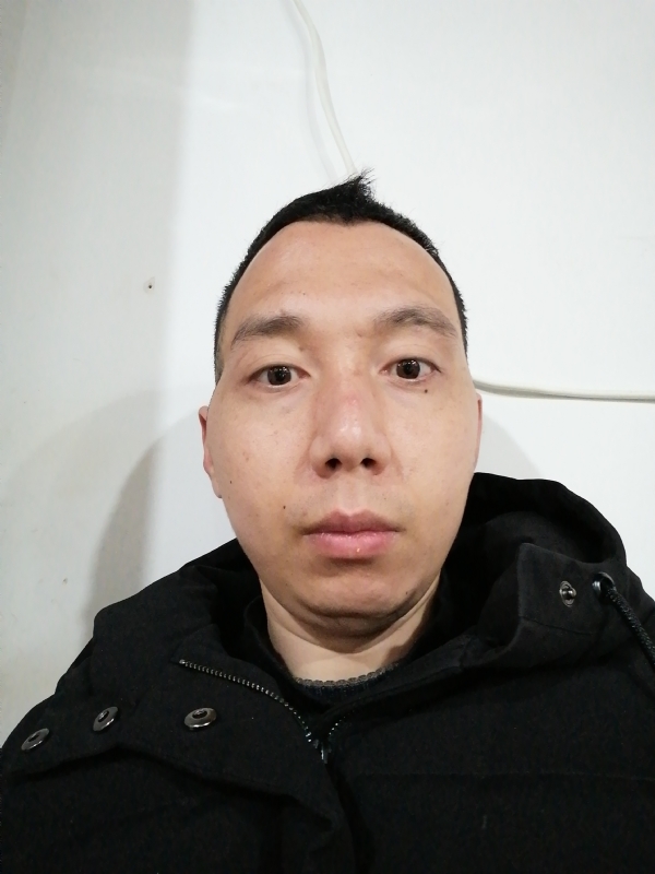 我要捡钱的第一张照片--茂名相亲服务中心
