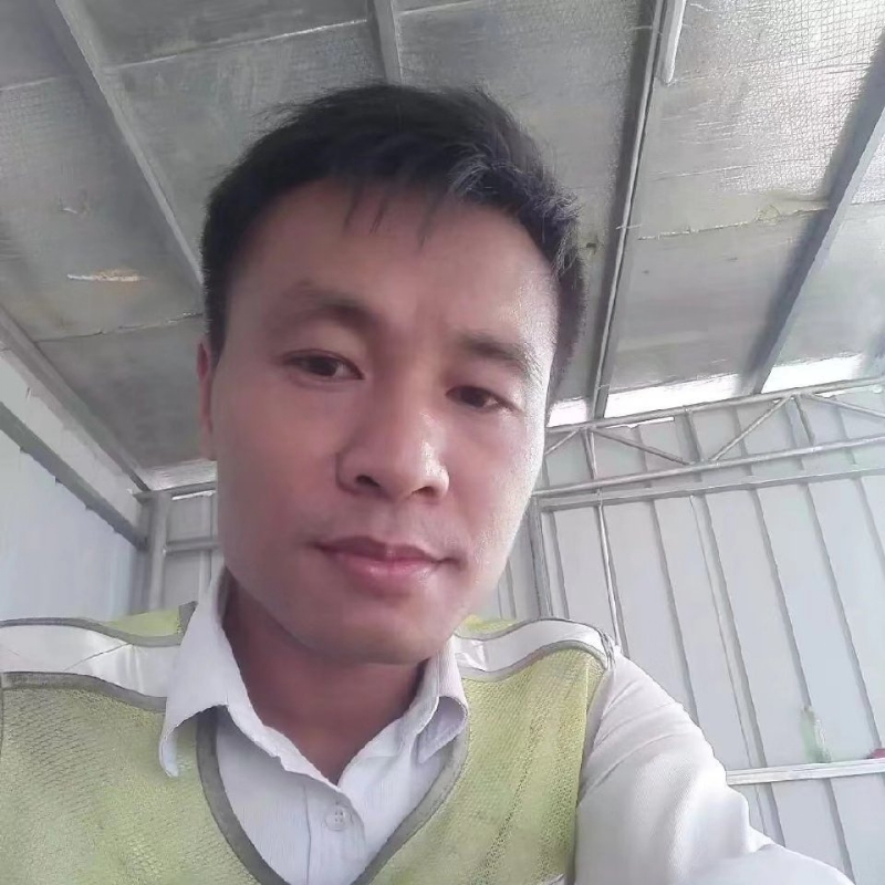 小马哥的第一张照片--茂名相亲服务中心