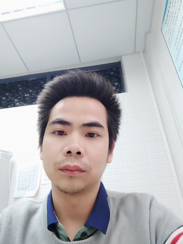 蓝先生的第一张照片--茂名相亲服务中心