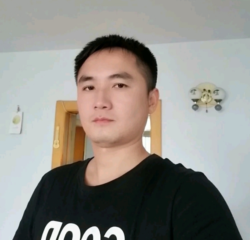素年锦时的第一张照片--茂名相亲服务中心