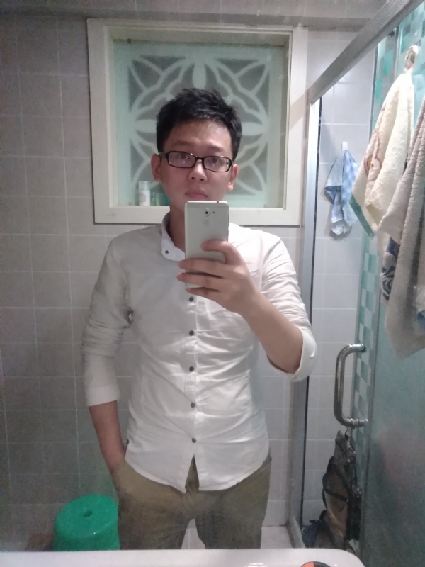 花谢魂伤的第三张照片--茂名相亲服务中心