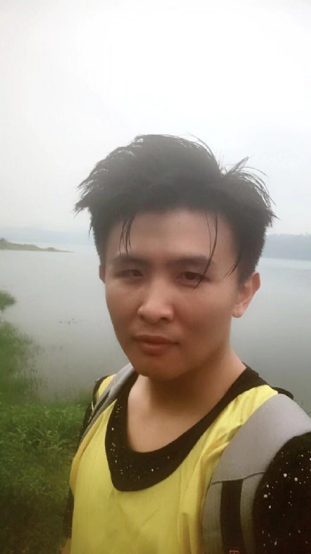 阳光与自由的第一张照片--茂名相亲服务中心
