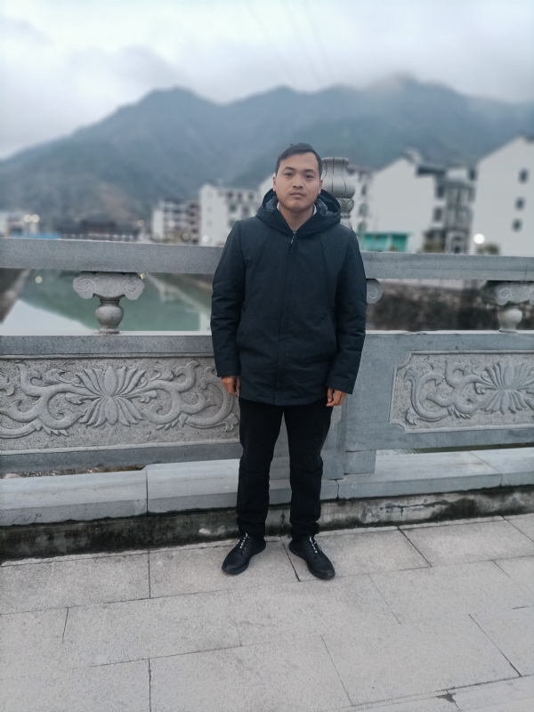 昊林的第一张照片--茂名相亲服务中心