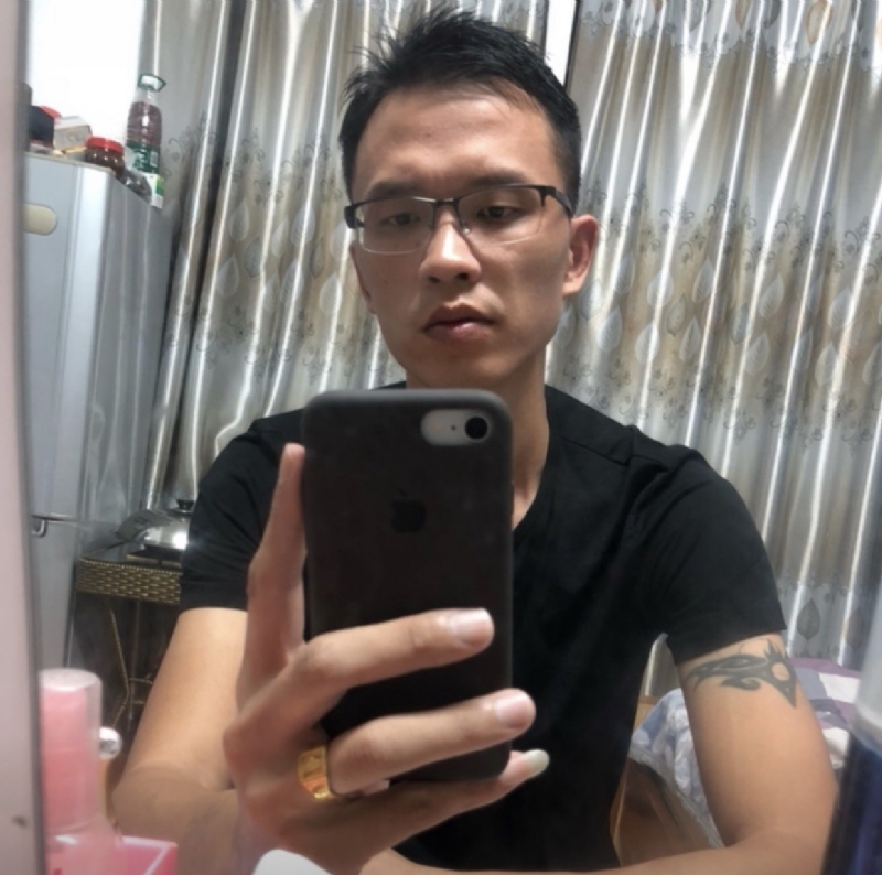 LYH的第一张照片--茂名相亲服务中心