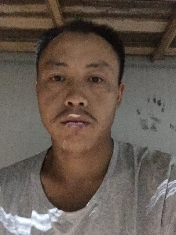 老曹的第二张照片--茂名相亲服务中心
