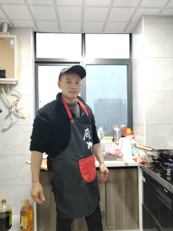 国宝的第一张照片--茂名相亲服务中心