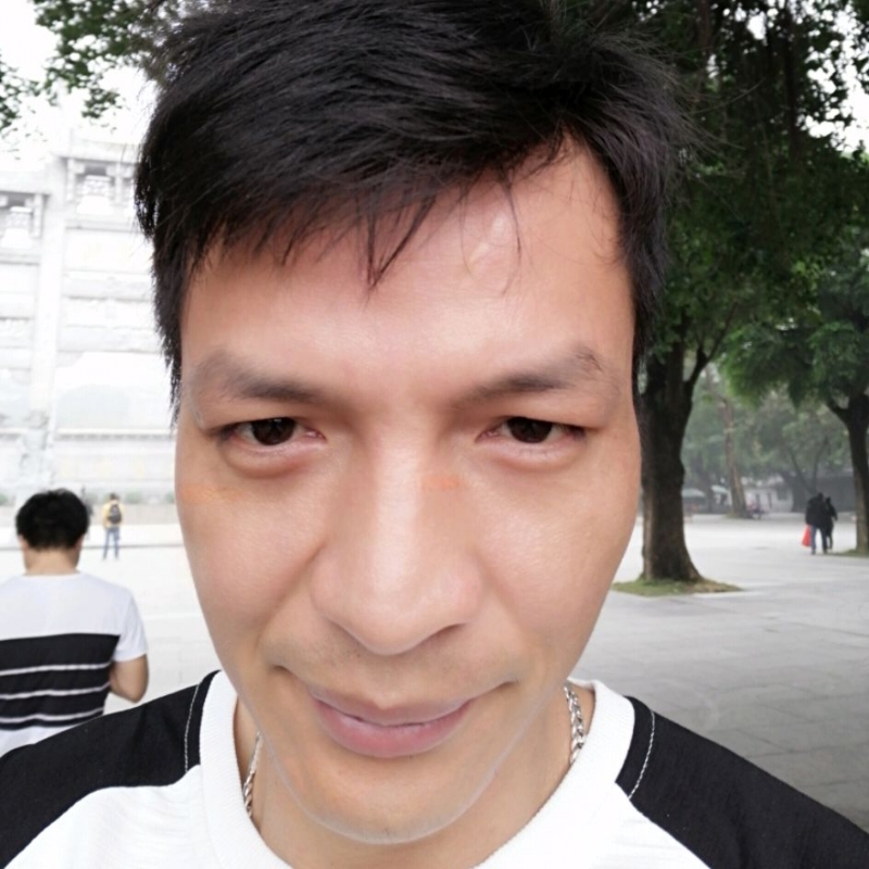 无尘的第一张照片--茂名相亲服务中心