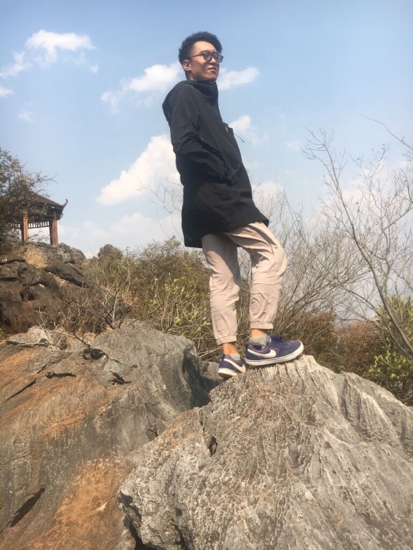 雨夜寻知己的第一张照片--茂名相亲服务中心