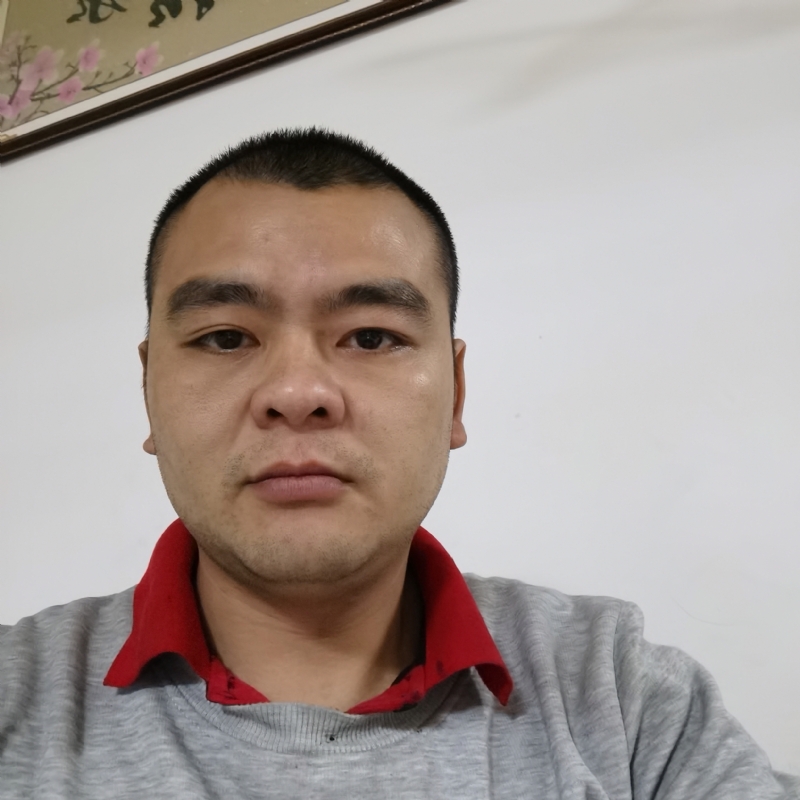 钟生发财的第一张照片--茂名相亲服务中心