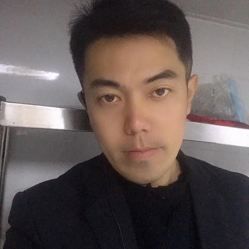 李龙的第二张照片--茂名相亲服务中心