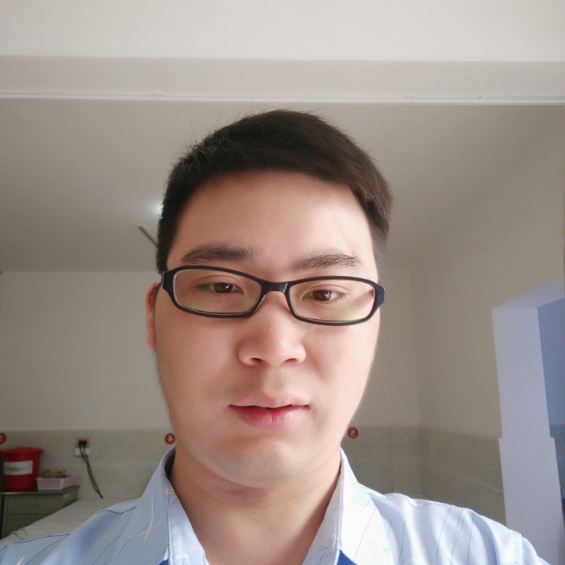漂泊的孤影的第一张照片--茂名相亲服务中心